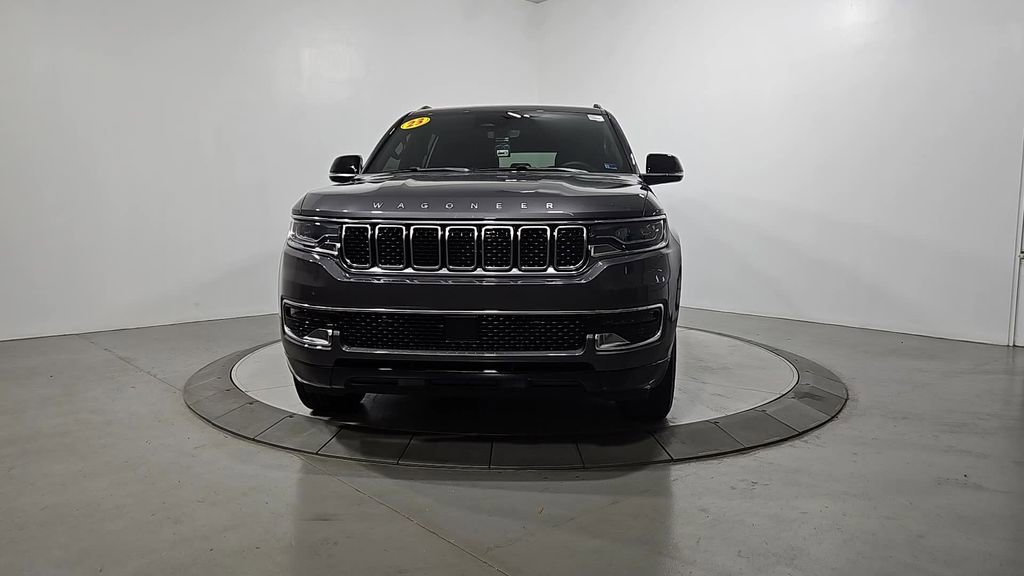 Used 2023 Jeep Wagoneer 4WD image 9