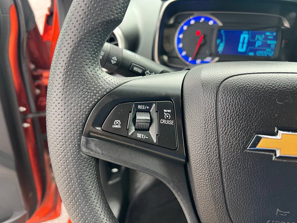 Used 2015 Chevrolet Trax LT FWD image 39