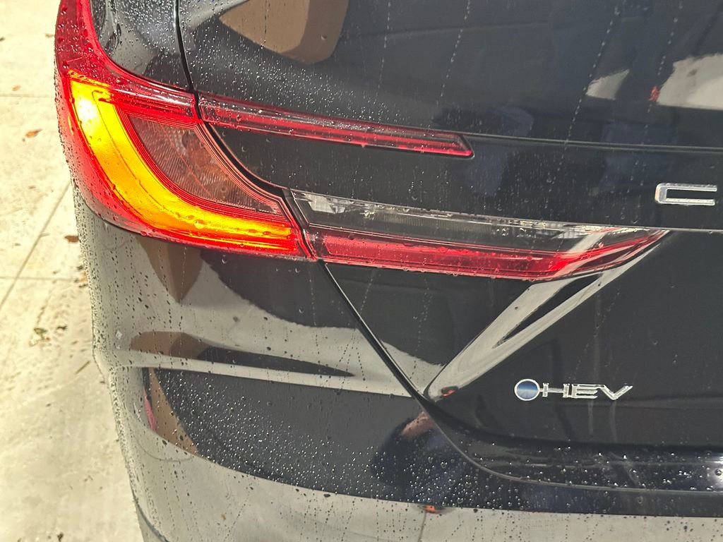 Used 2025 Toyota Camry LE w/ Convenience Package image 24