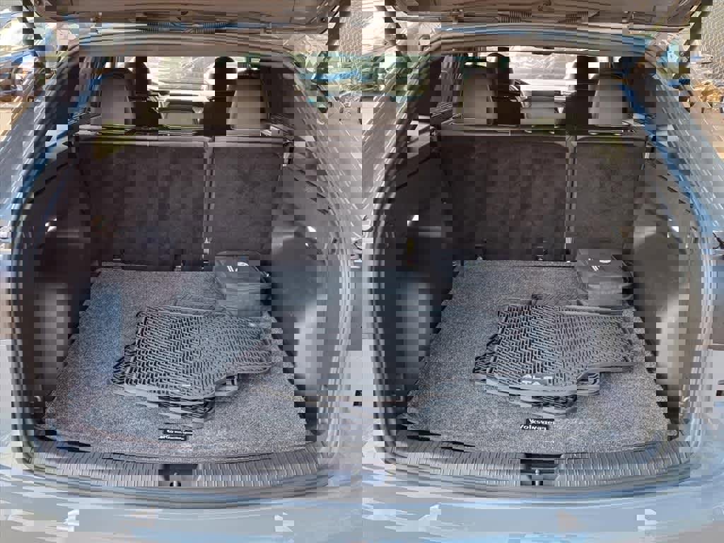 Used 2024 Volkswagen Atlas Cross Sport SE image 6