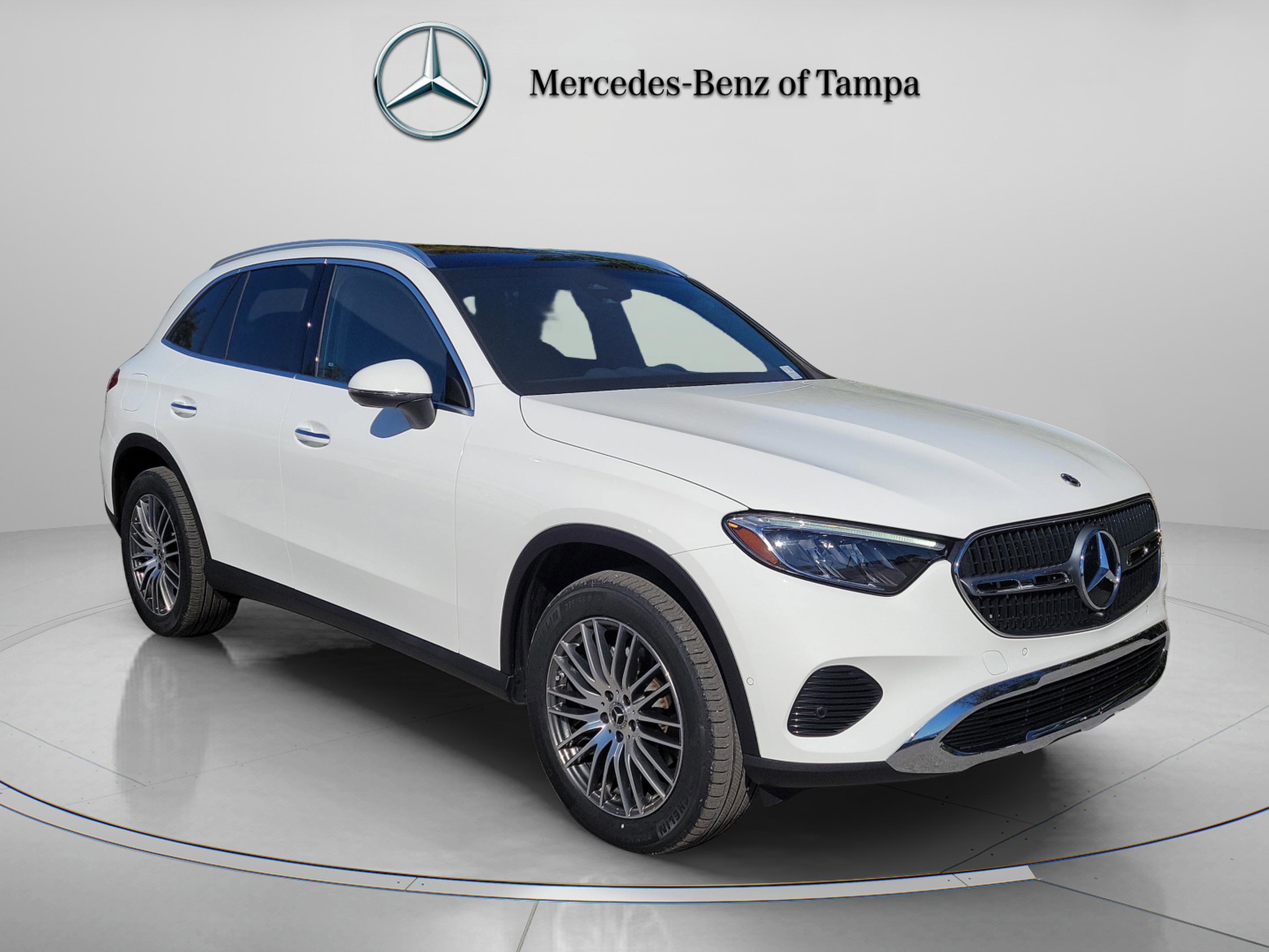 Certified 2025 Mercedes-Benz GLC 300 image 3