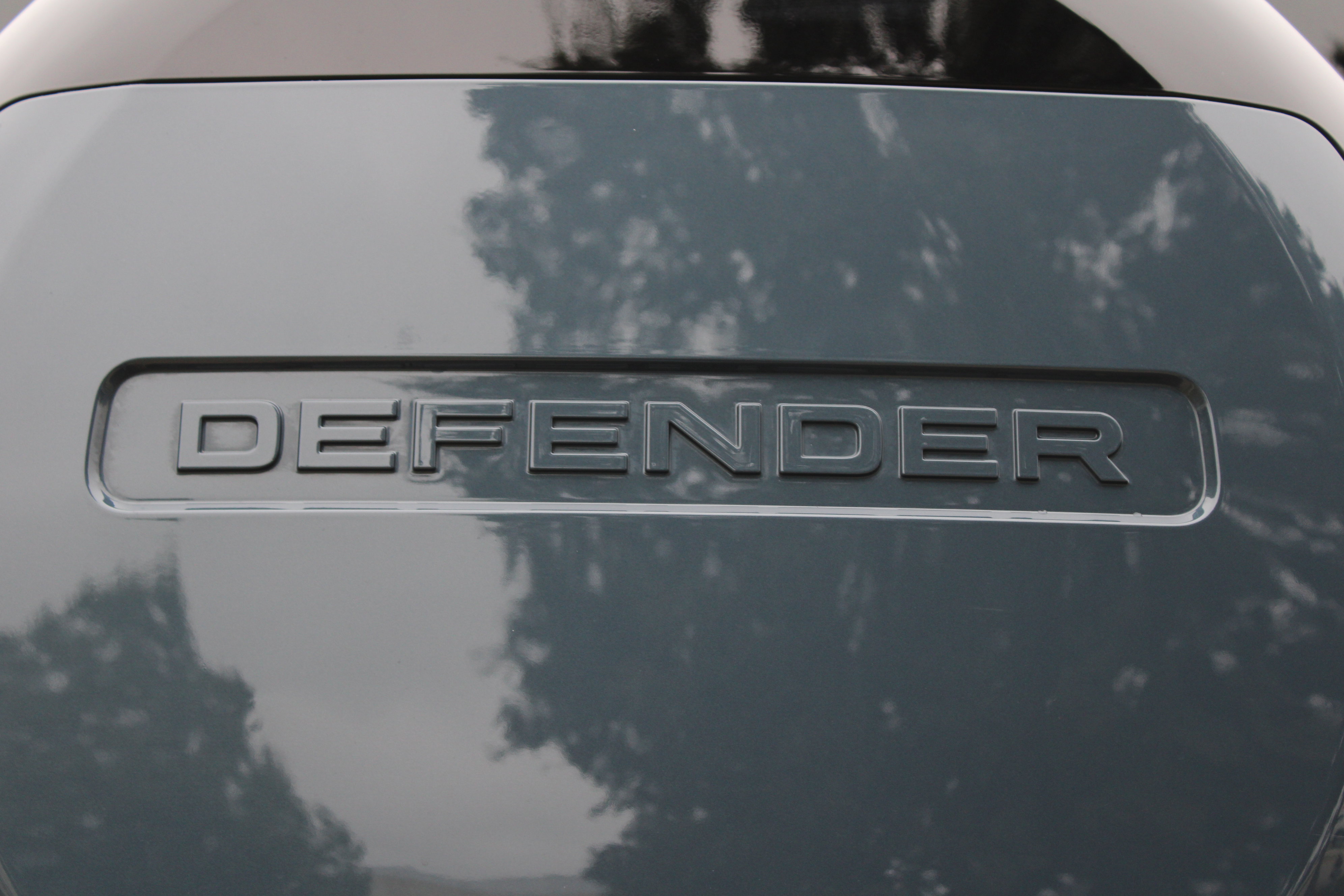 Used 2024 Land Rover Defender 110 S image 77