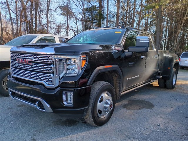 Used 2022 GMC Sierra 3500 Denali w/ Denali Ultimate Package image 2
