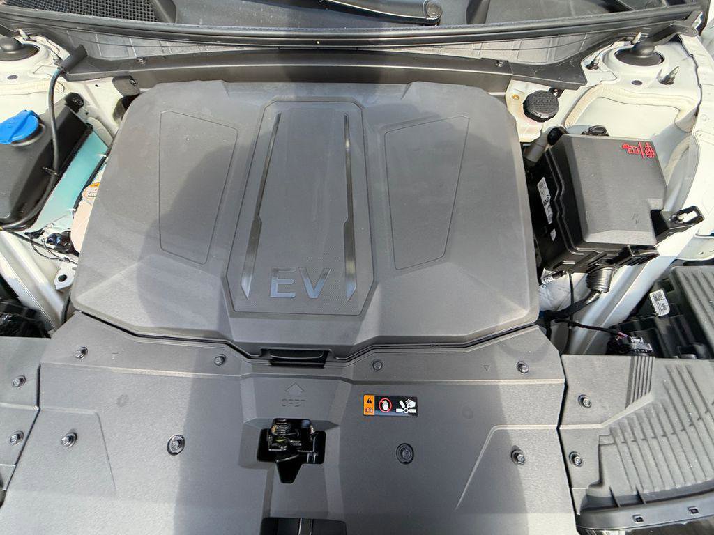 New 2026 Hyundai Ioniq 5 SE image 30