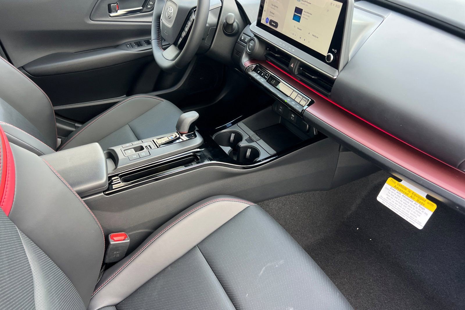 New 2026 Toyota Prius Plug-In Hybrid FWD image 18