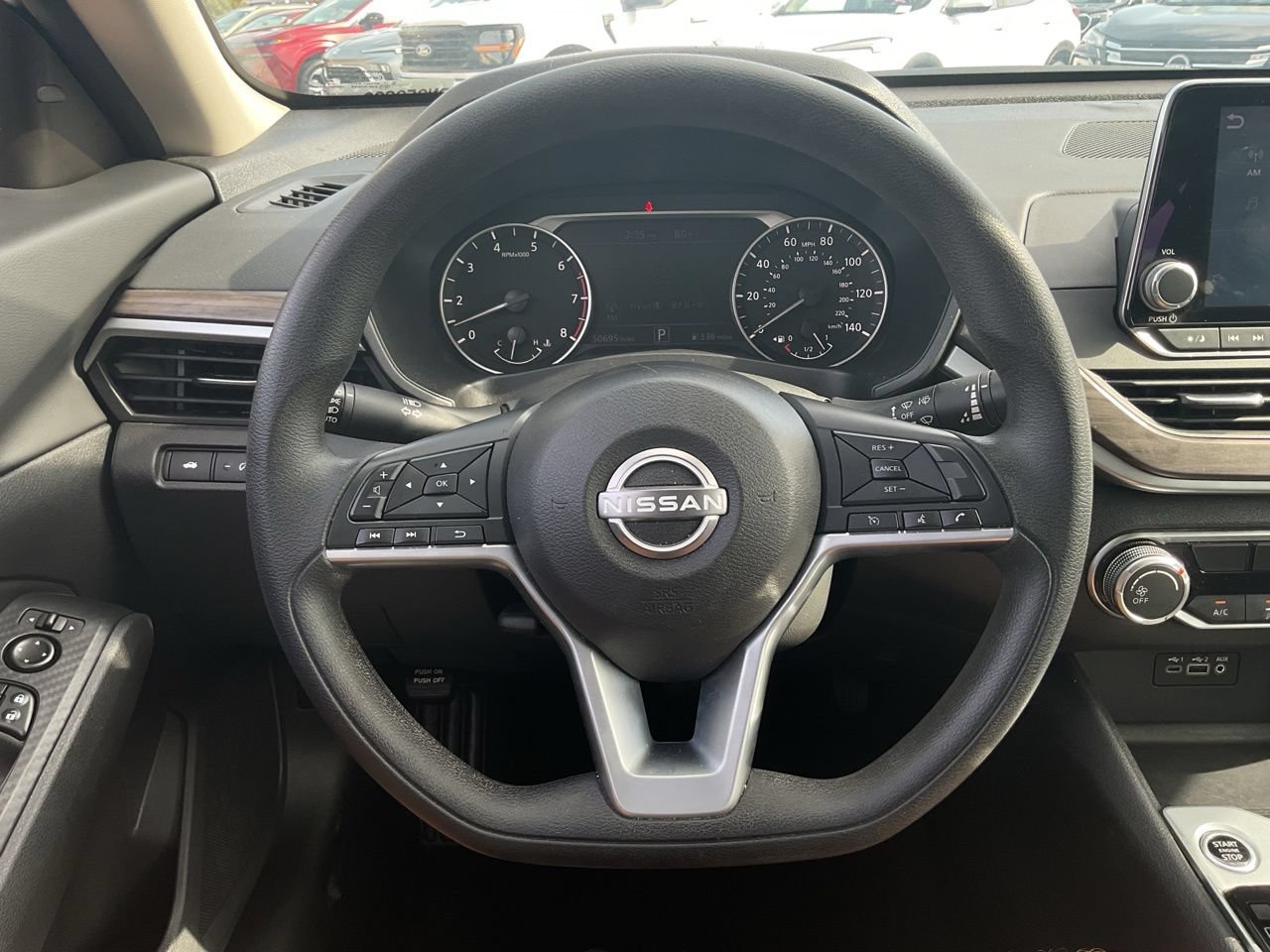 Used 2025 Nissan Altima 2.5 SV FWD image 24
