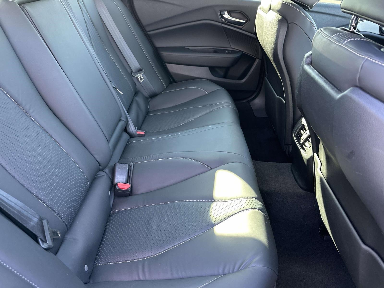 Certified 2022 Acura TLX w/ Technology Package image 5