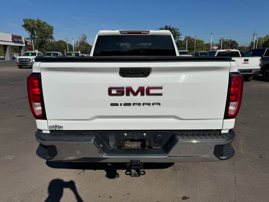 Used 2020 GMC Sierra 2500 4x4 Crew Cab w/ Gooseneck/5TH Wheel Package image 4