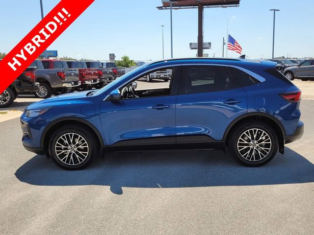 Used 2023 Ford Escape SE image 4