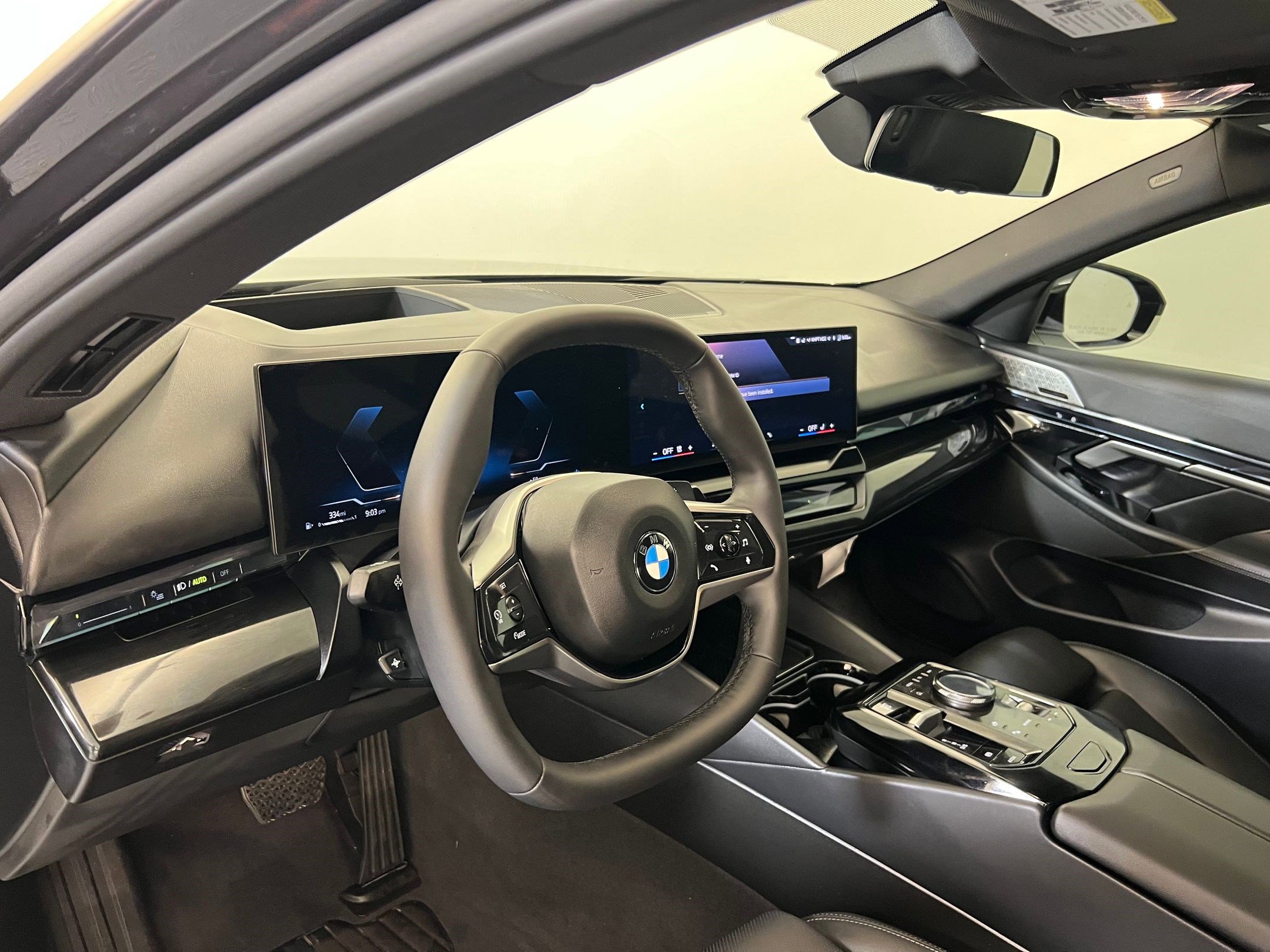 Used 2026 BMW 540i xDrive 540i xDrive image 4