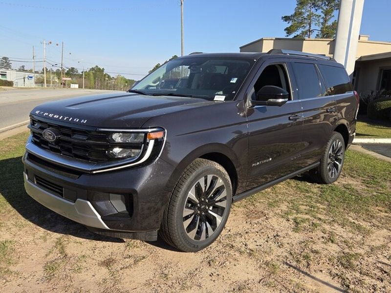 New 2026 Ford Expedition Platinum w/ Driver's Package image 3