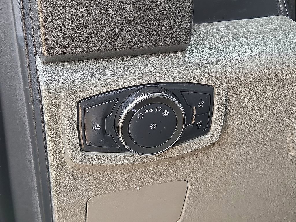Used 2021 Ford F250 XL w/ STX Appearance Package image 18