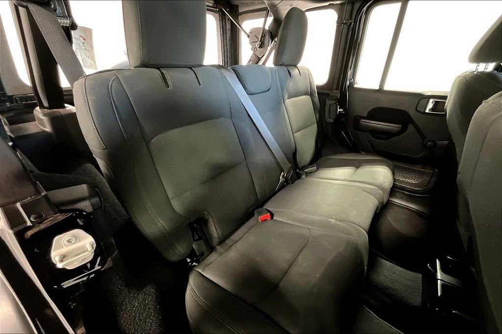 Used 2023 Jeep Wrangler Sport image 34