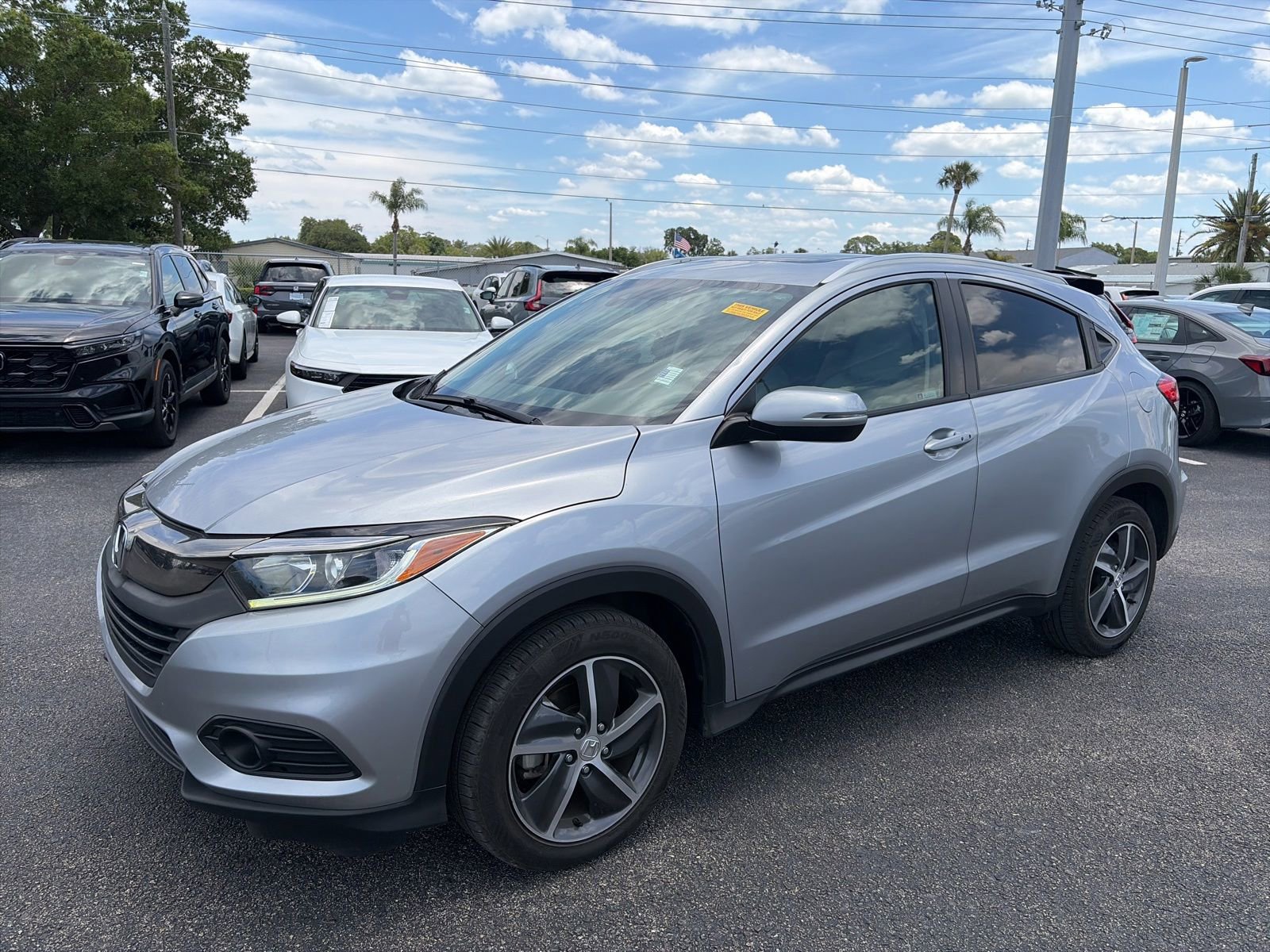 Used 2022 Honda HR-V EX image 3