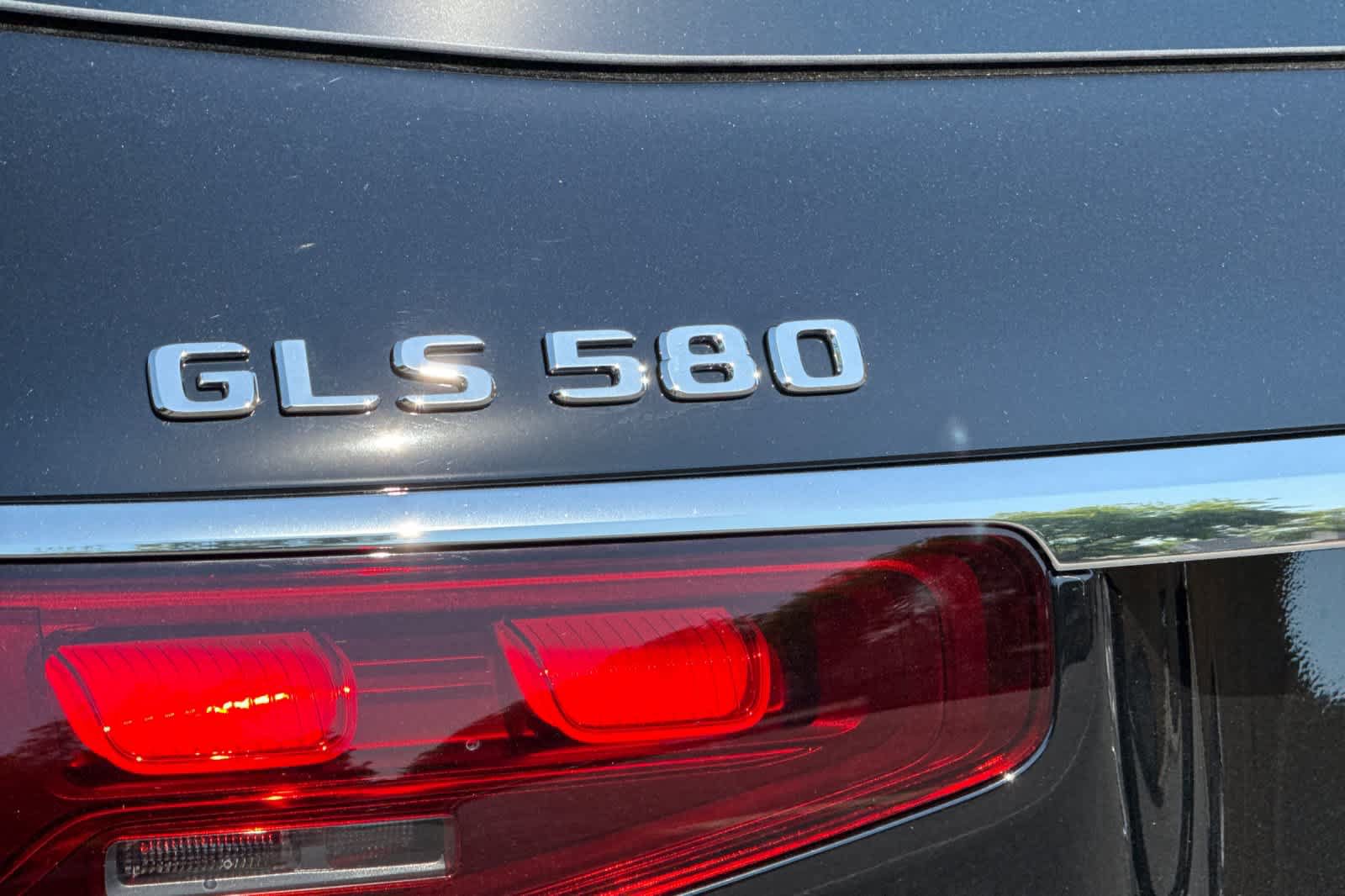 New 2026 Mercedes-Benz GLS 580 4MATIC image 27
