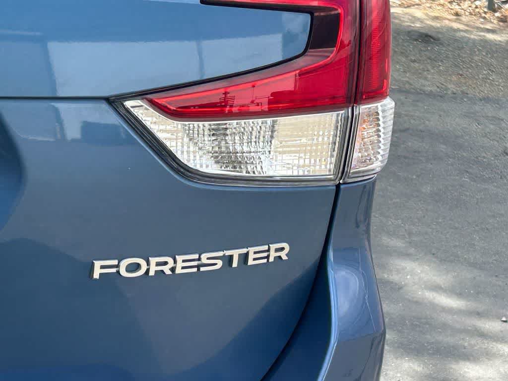 Certified 2023 Subaru Forester Premium AWD/4WD image 6