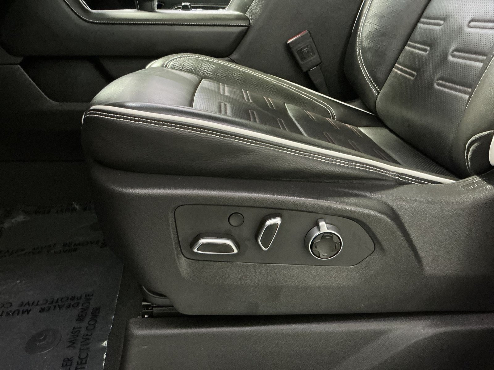 Used 2024 GMC Sierra 1500 AT4X AWD/4WD image 15