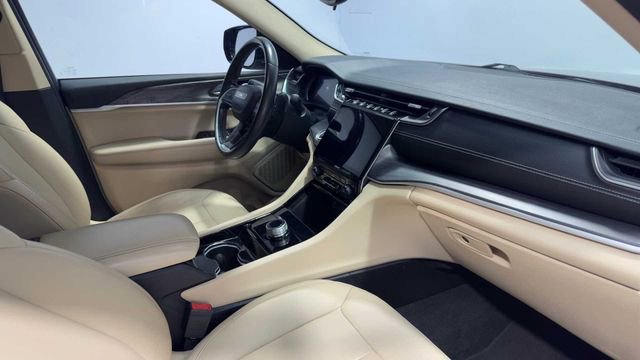 Used 2021 Jeep Grand Cherokee L Limited image 12