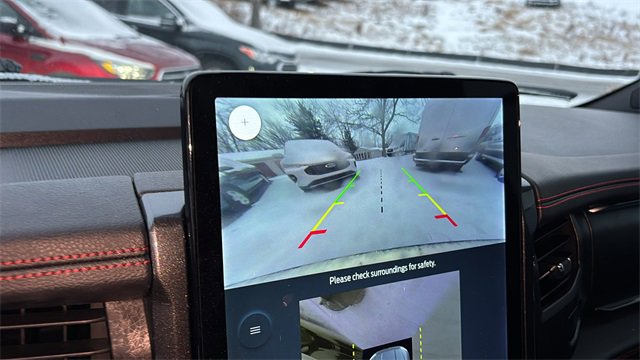 Used 2023 Ford Expedition Limited image 19