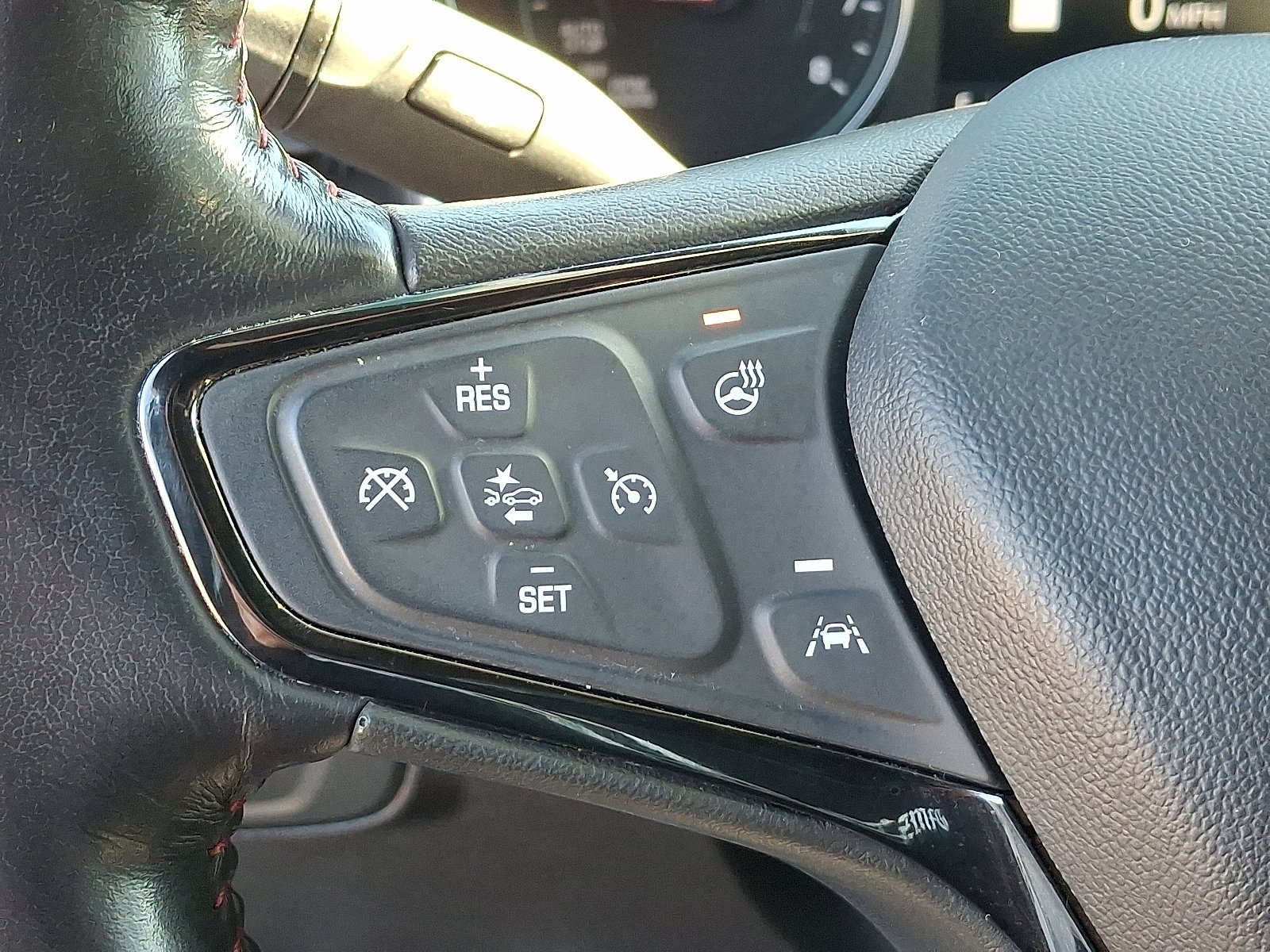 Certified 2022 Chevrolet Equinox RS w/ Infotainment Package image 20