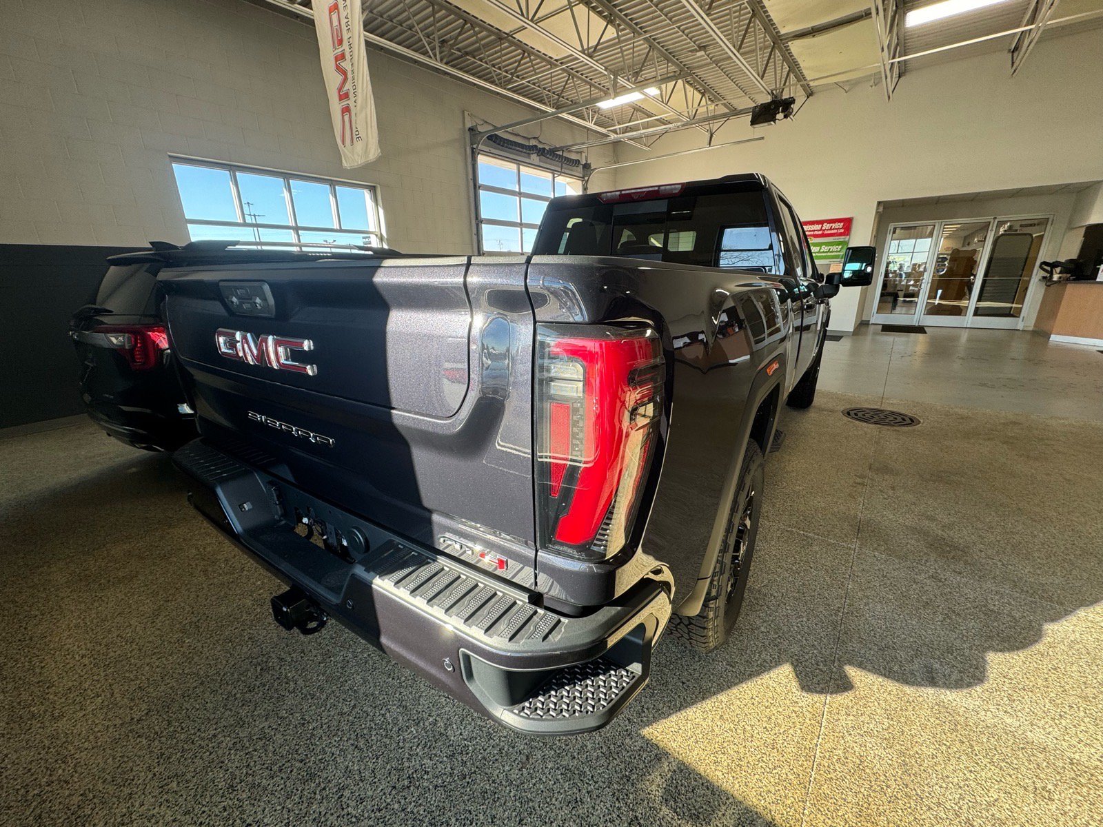 New 2026 GMC Sierra 2500 AT4 w/ AT4 Premium Plus Package AWD/4WD image 5