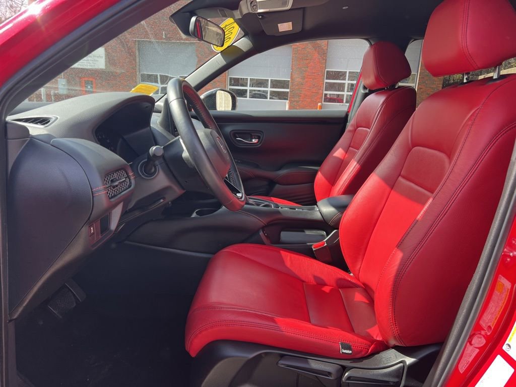 Used 2024 Honda HR-V Sport image 14
