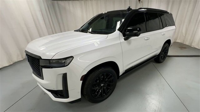 Certified 2023 Cadillac Escalade Sport Platinum w/ LPO, ONYX Package image 4