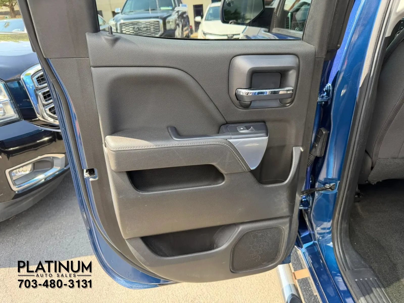 Used 2017 Chevrolet Silverado 1500 LT w/ All Star Edition AWD/4WD image 18
