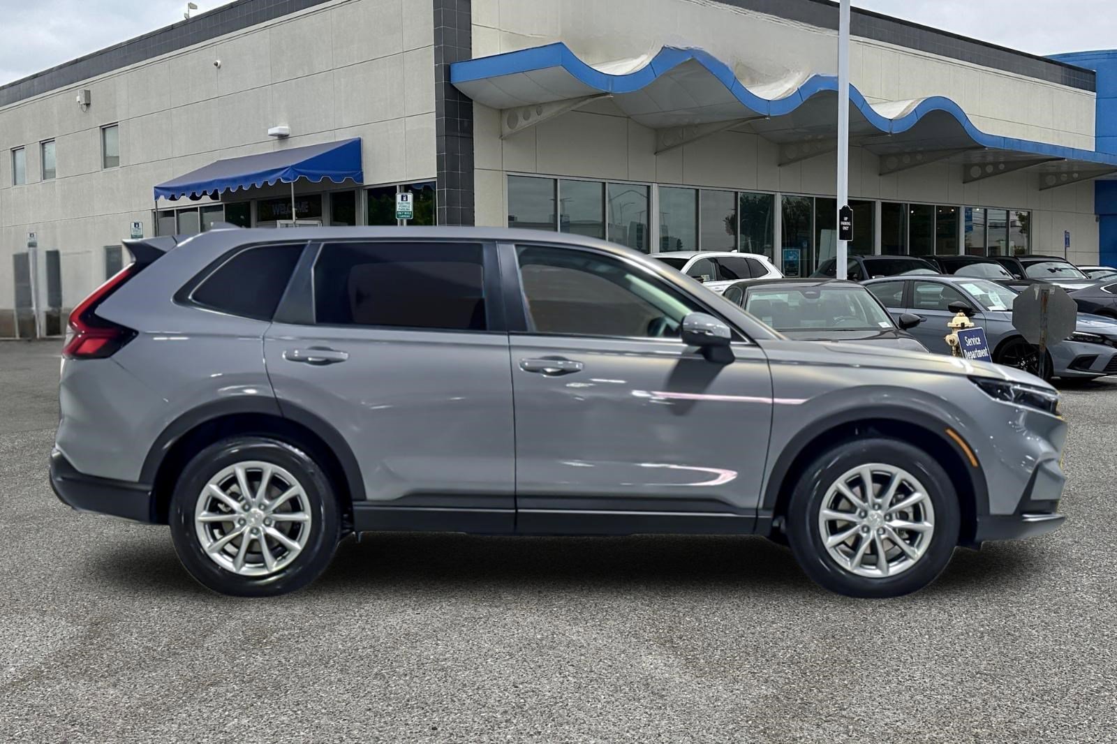 New 2026 Honda CR-V EX image 7