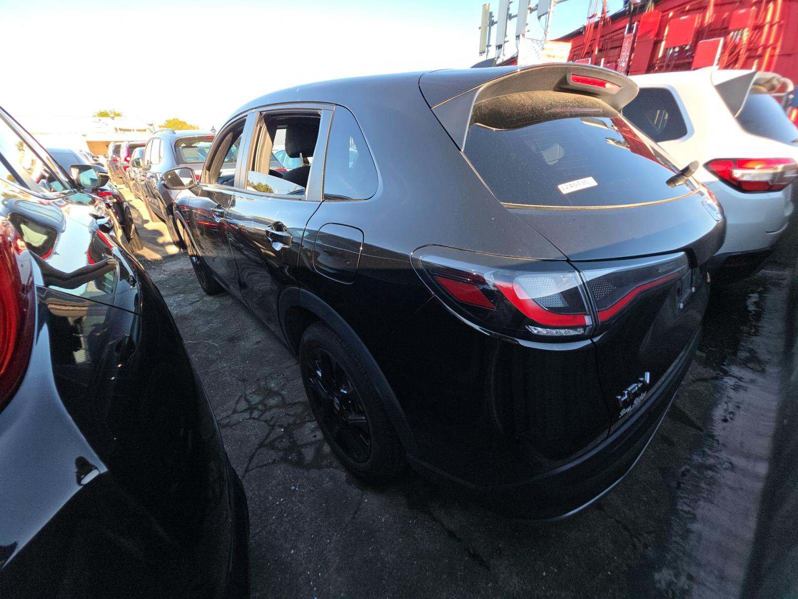 Used 2024 Honda HR-V Sport image 6