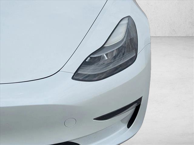 Used 2023 Tesla Model 3 Standard Range RWD image 9