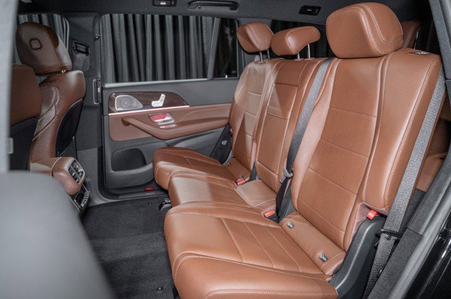 Certified 2026 Mercedes-Benz GLS 450 4MATIC image 13