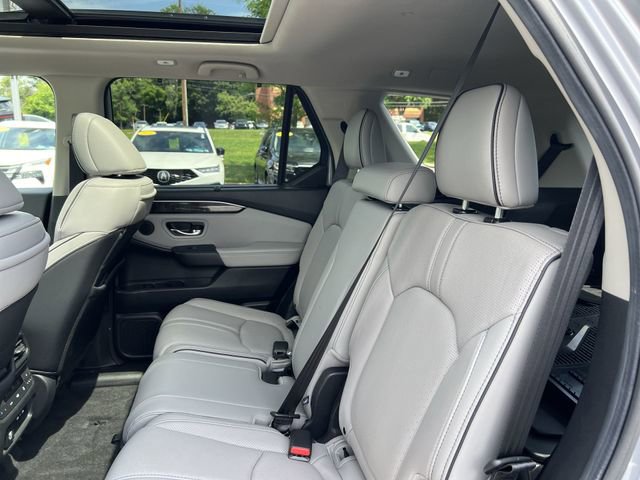 Used 2024 Honda Pilot Elite image 21