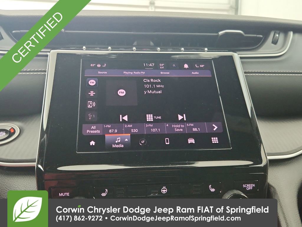 Used 2025 Jeep Grand Cherokee Laredo w/ Luxury Tech Group I AWD/4WD image 23