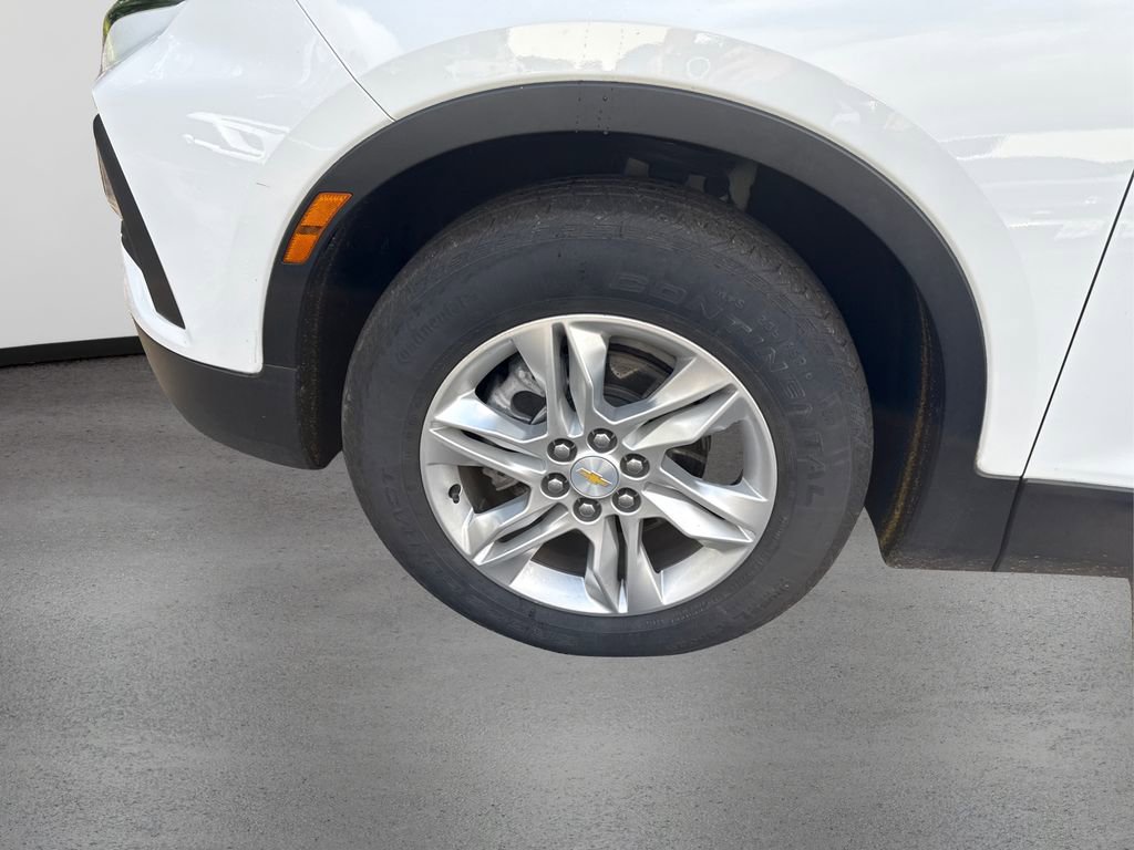 Used 2022 Chevrolet Blazer LT image 12