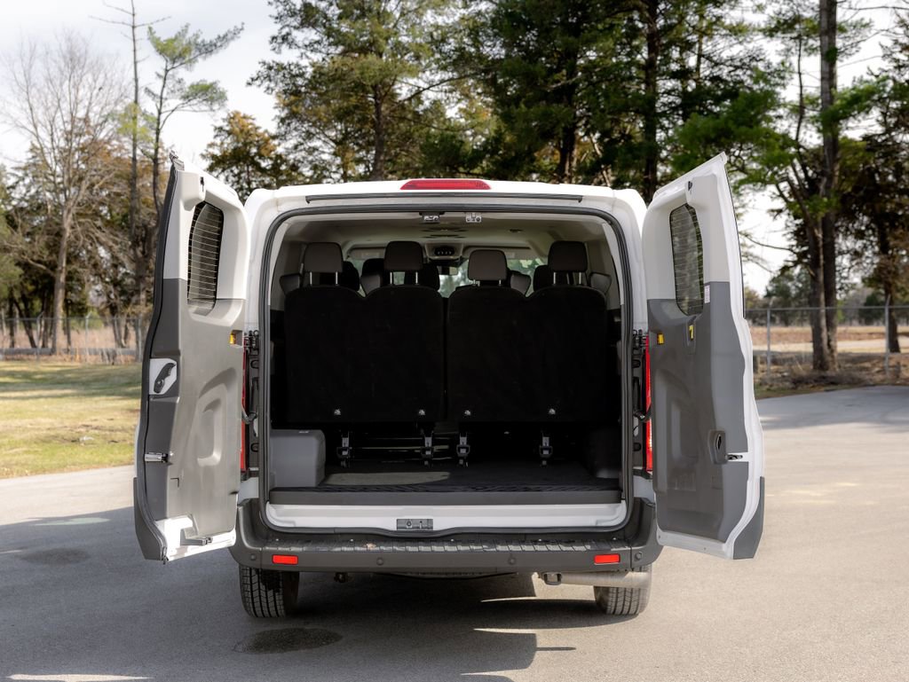 Used 2024 Ford Transit 350 XLT image 6