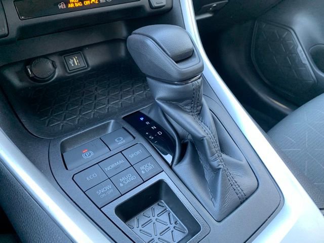 Used 2024 Toyota RAV4 XLE image 20