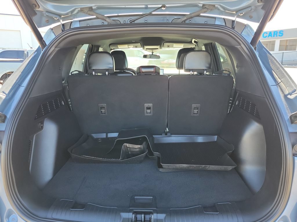 Used 2024 Ford Escape ST-Line w/ Tech Pack #1 AWD/4WD image 8