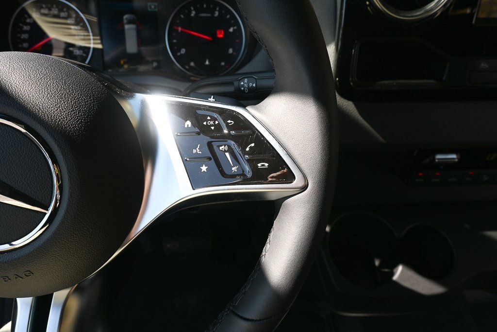 Used 2025 Mercedes-Benz Sprinter 2500 image 12