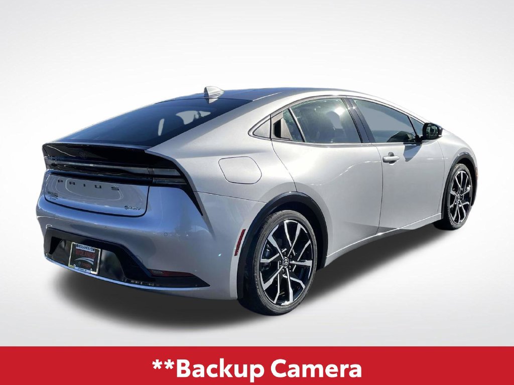 Used 2025 Toyota Prius Plug-In Hybrid FWD image 9