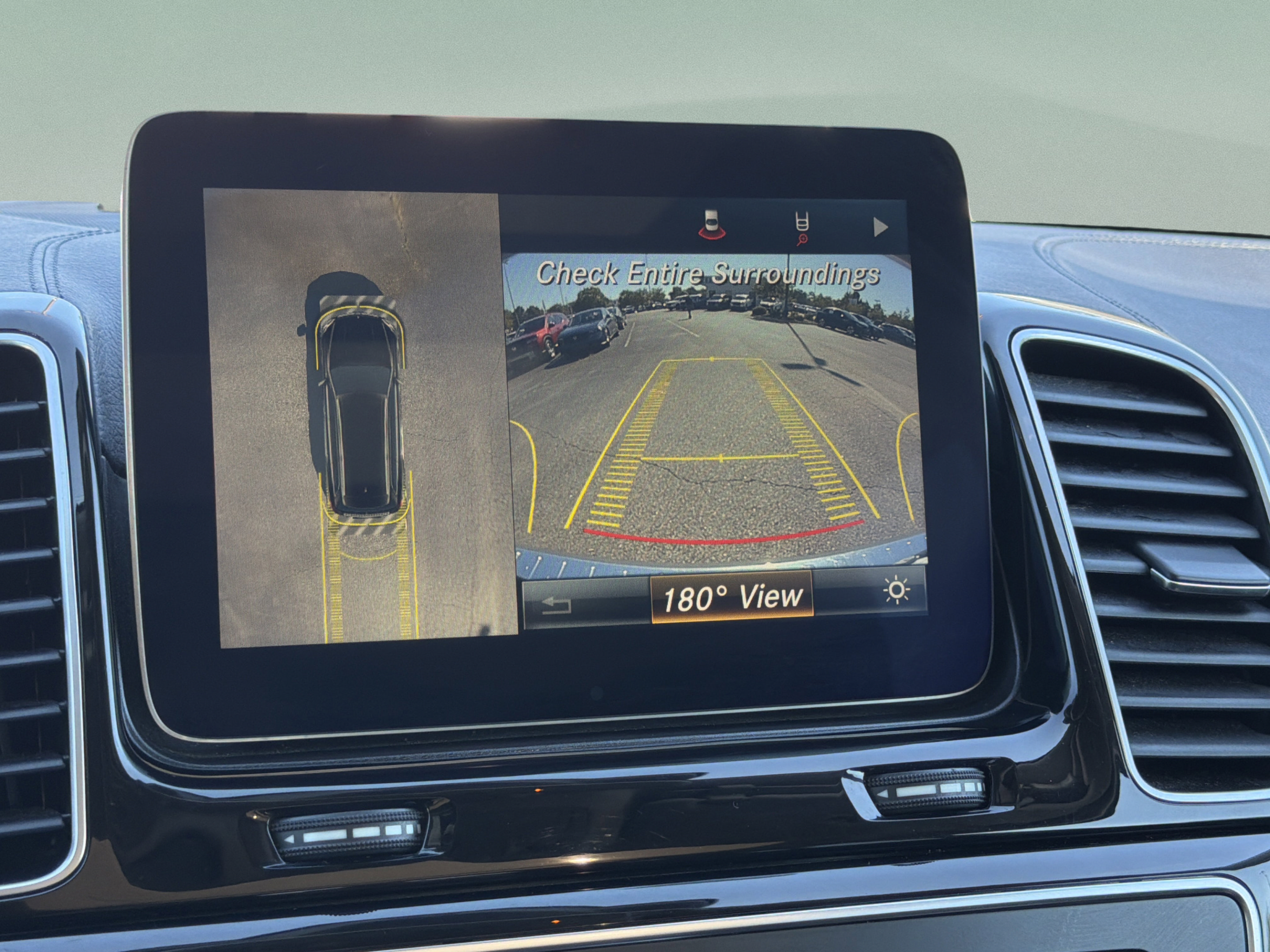 Used 2017 Mercedes-Benz GLS 550 4MATIC image 26