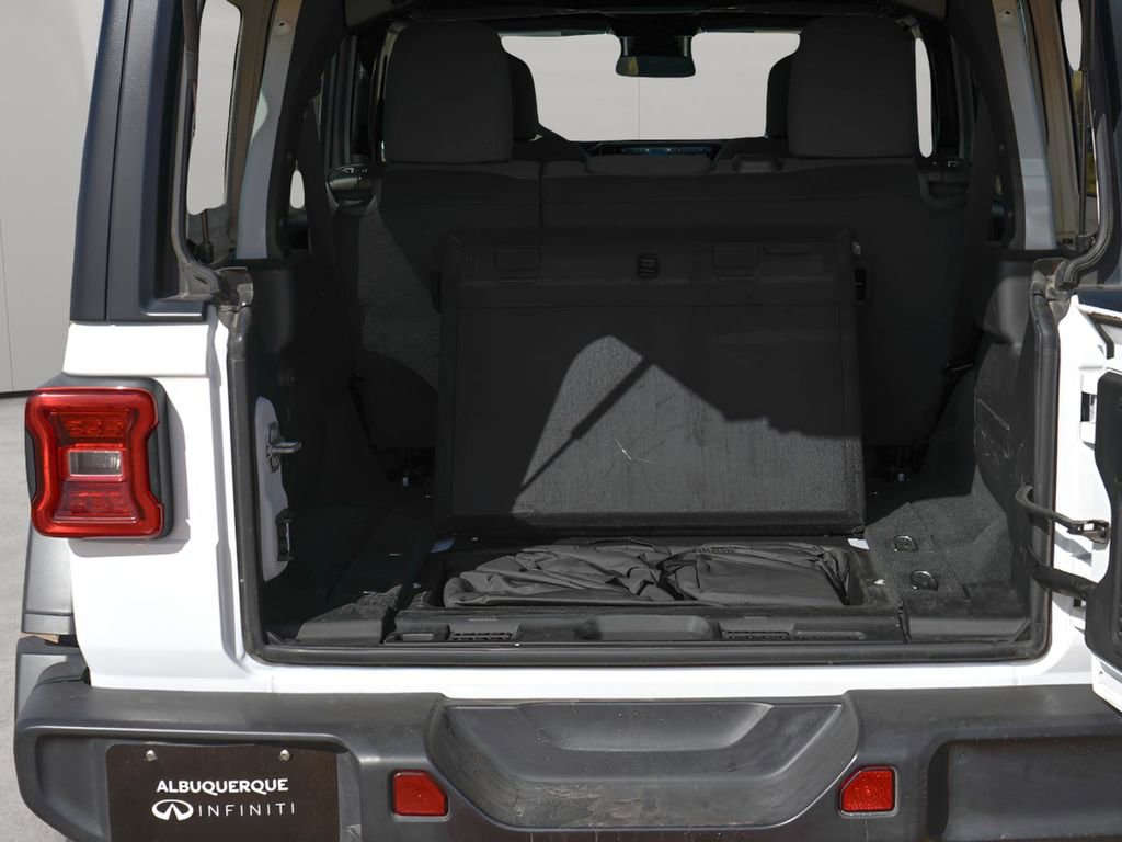 Used 2025 Jeep Wrangler Unlimited Rubicon image 35