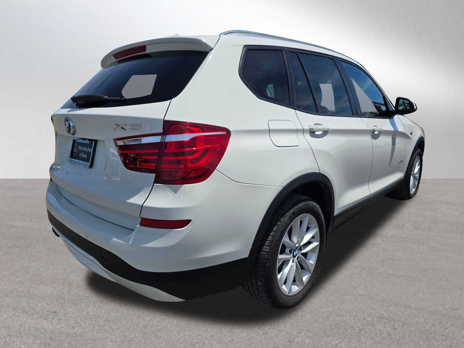 Used 2017 BMW X3 xDrive28i AWD/4WD image 3