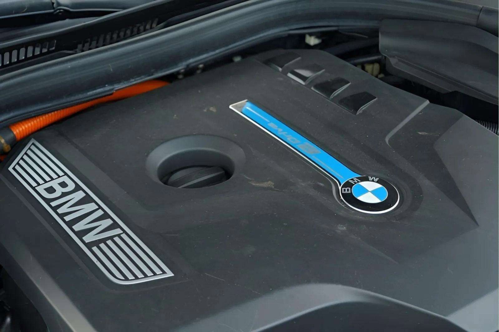 Used 2018 BMW 530e xDrive image 42