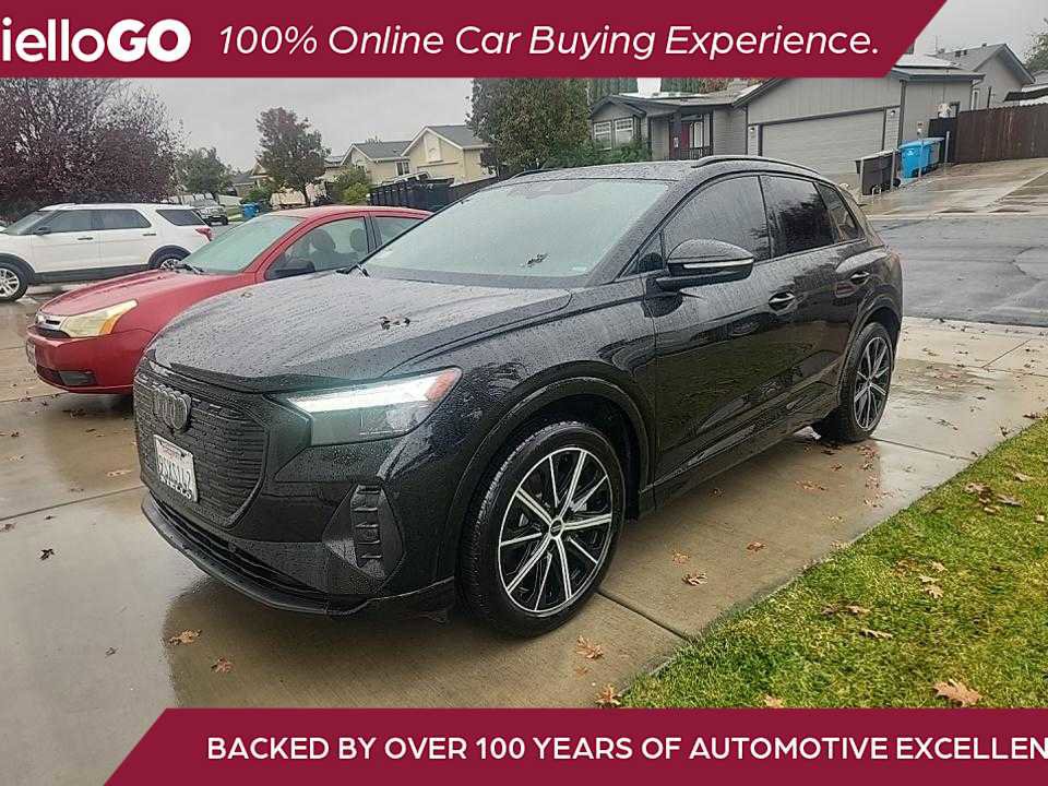 Used 2025 Audi Q4 e-tron Premium Plus w/ Premium Plus