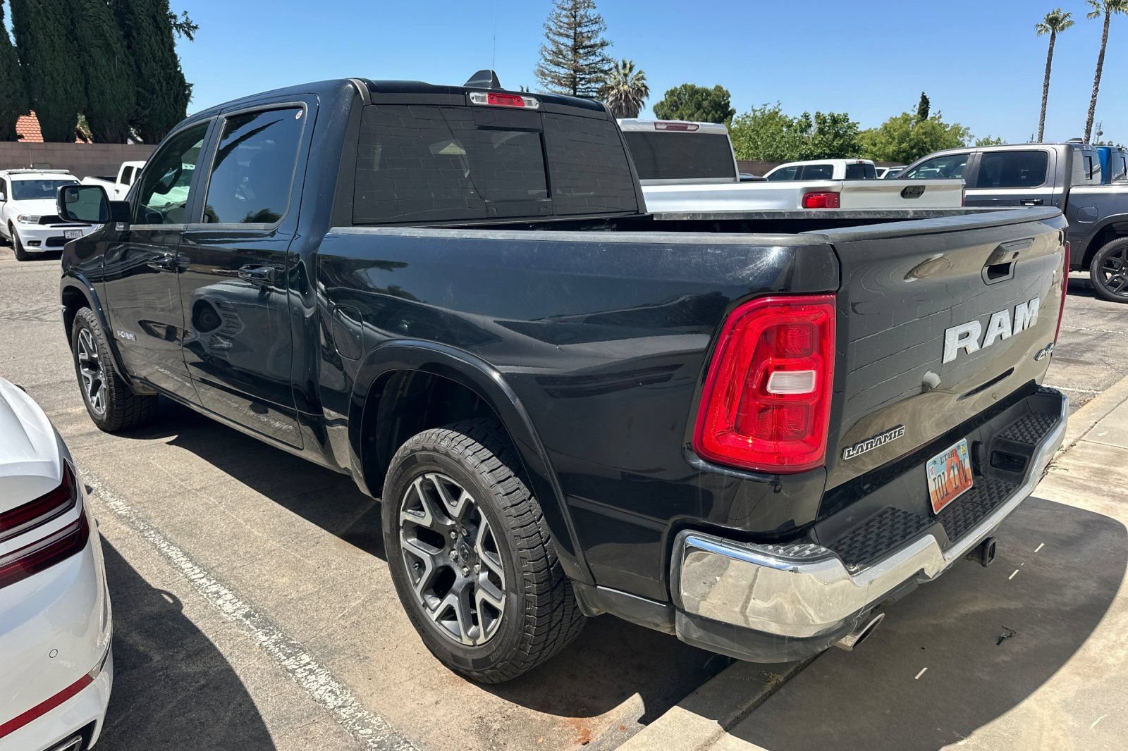 Used 2025 RAM 1500 Laramie AWD/4WD image 5