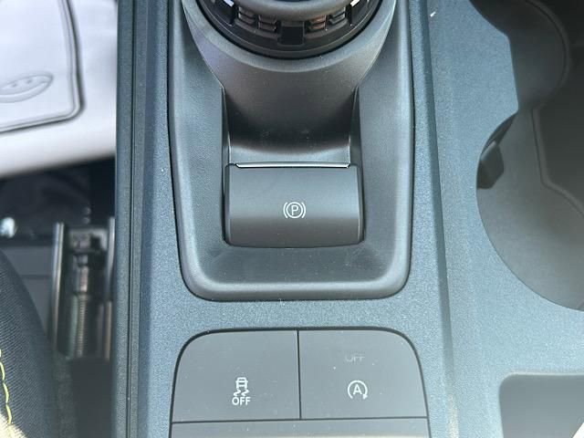 New 2025 Ford Maverick Lobo image 30