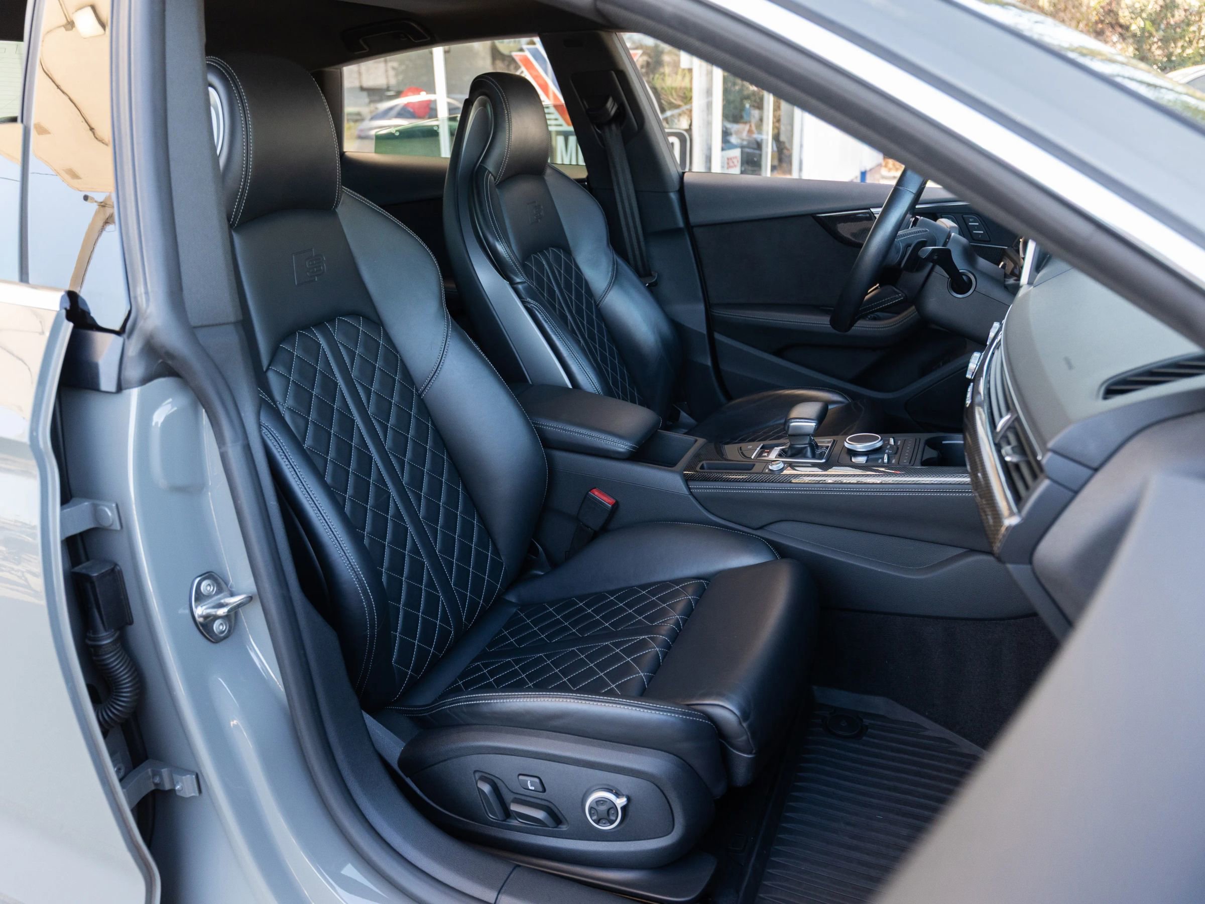 Used 2019 Audi S5 Premium Plus w/ Premium Plus image 18