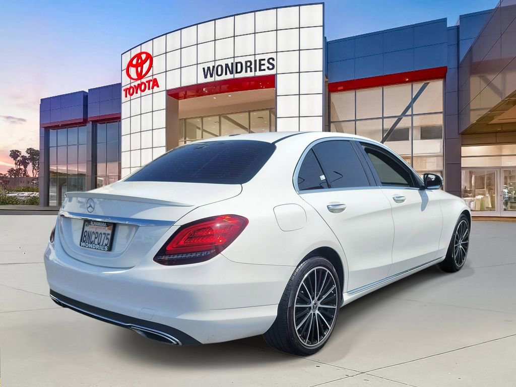 Used 2020 Mercedes-Benz C 300 Sedan image 4