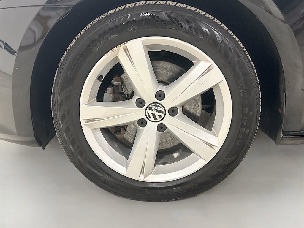 Used 2013 Volkswagen Passat 2.5 SE image 35